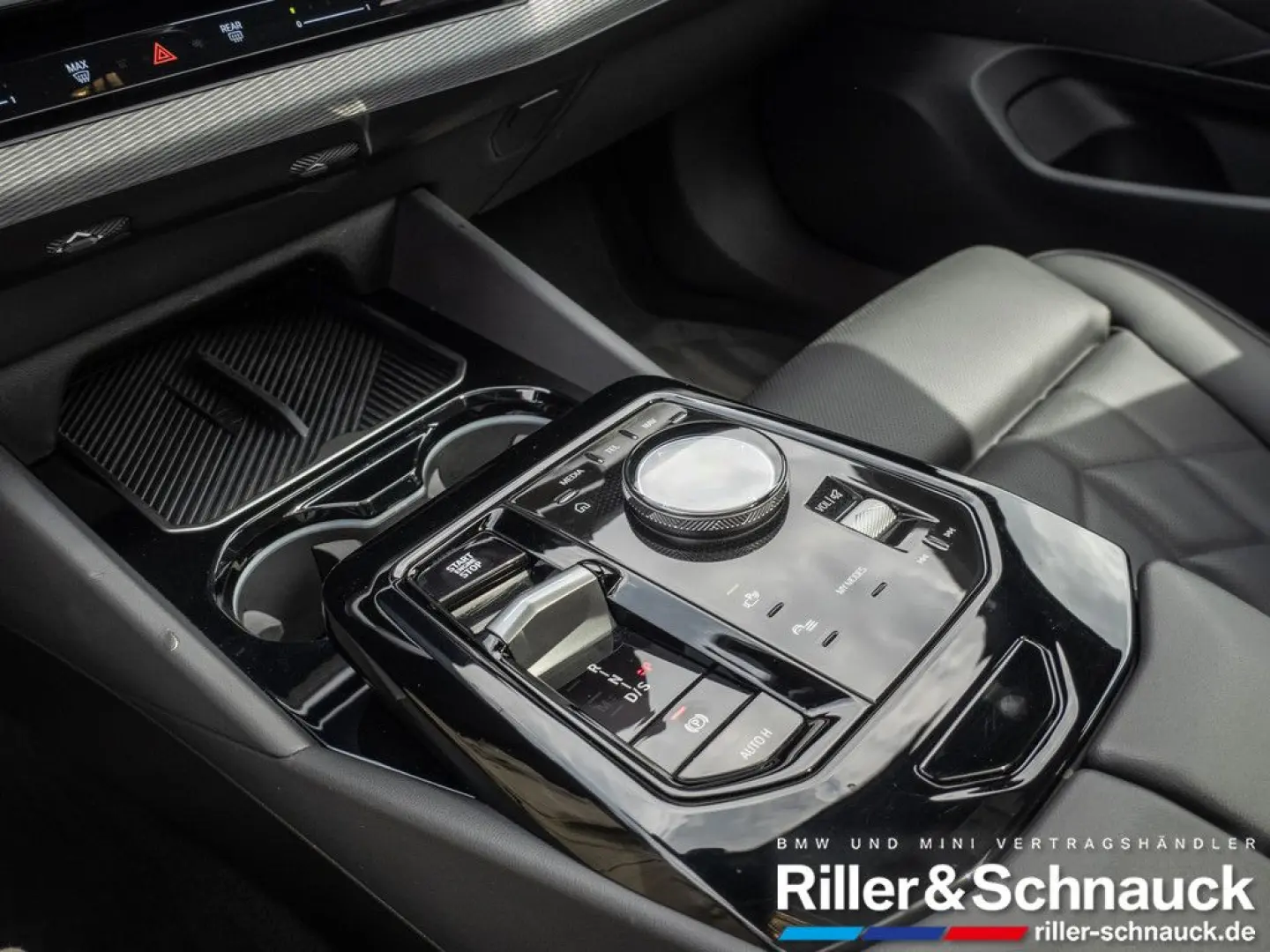 520d xDrive M-Sport HUD PANO 360° SITZBELÜFTUNG
