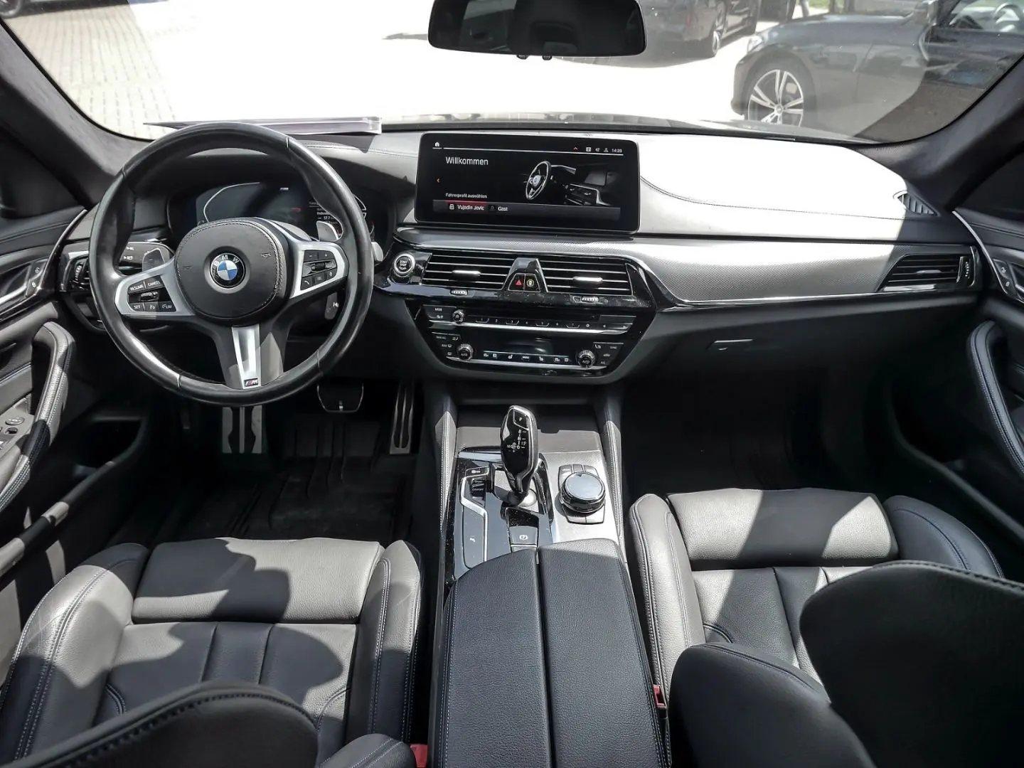 540 xDrive M Sport Dachhimmel Alcantara M Multif