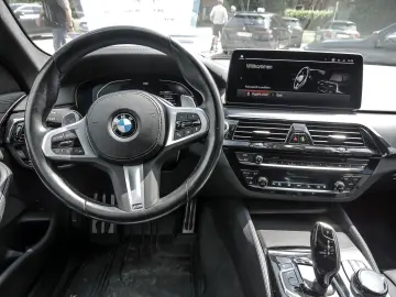 540 xDrive M Sport Dachhimmel Alcantara M Multif