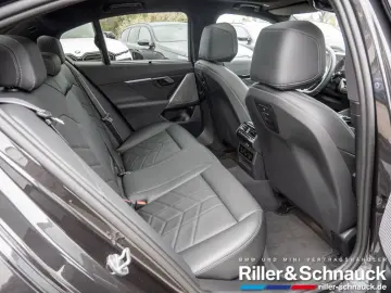 520d M-Sport STANDHZ SITZBELÜFTUNG LED PANO 360°