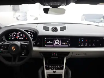 Porsche Cayenne Coupe *CHRONO*BOSE*PANO
