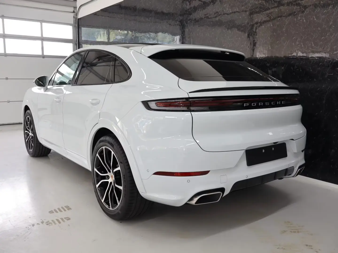 Porsche Cayenne Coupe *CHRONO*BOSE*PANO