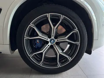 X5 xDrive 45 e M Sport