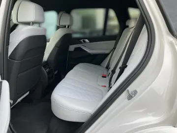 X5 xDrive30d M Sport Komfortsitze H/K PA 21''
