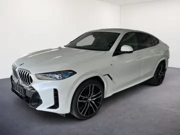 X6 xDrive 30d M SPORT LED AHK PANO-DA H&K