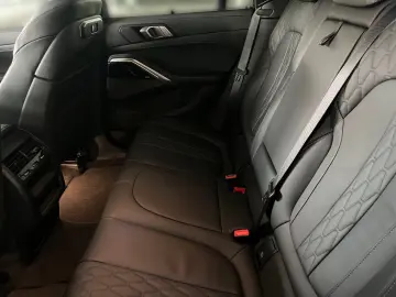 X6 xDrive 40d M SPORT/LED/AHK/PANO-DA/H&K