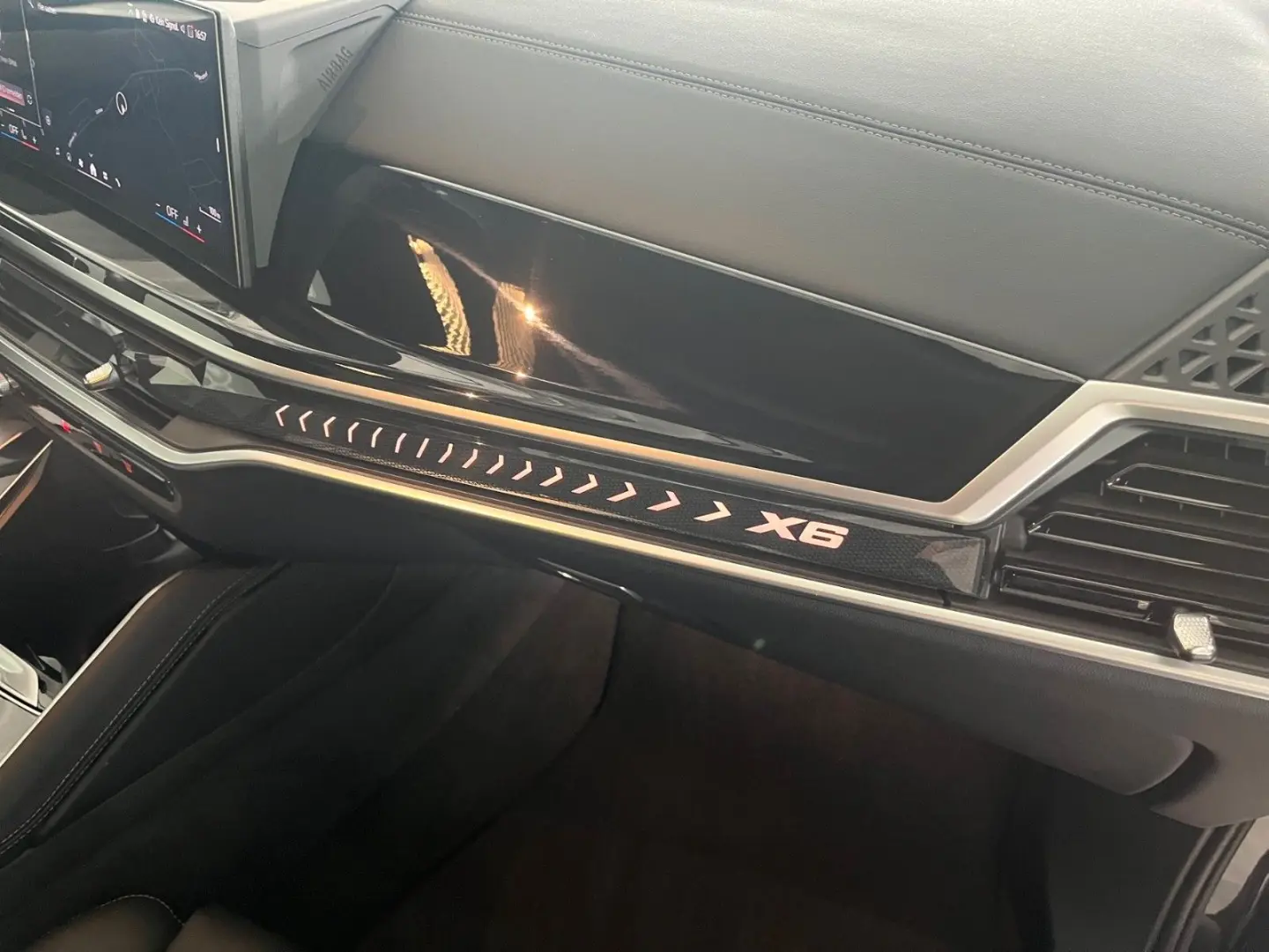 X6 xDrive 40d M SPORT/LED/AHK/PANO-DA/H&K