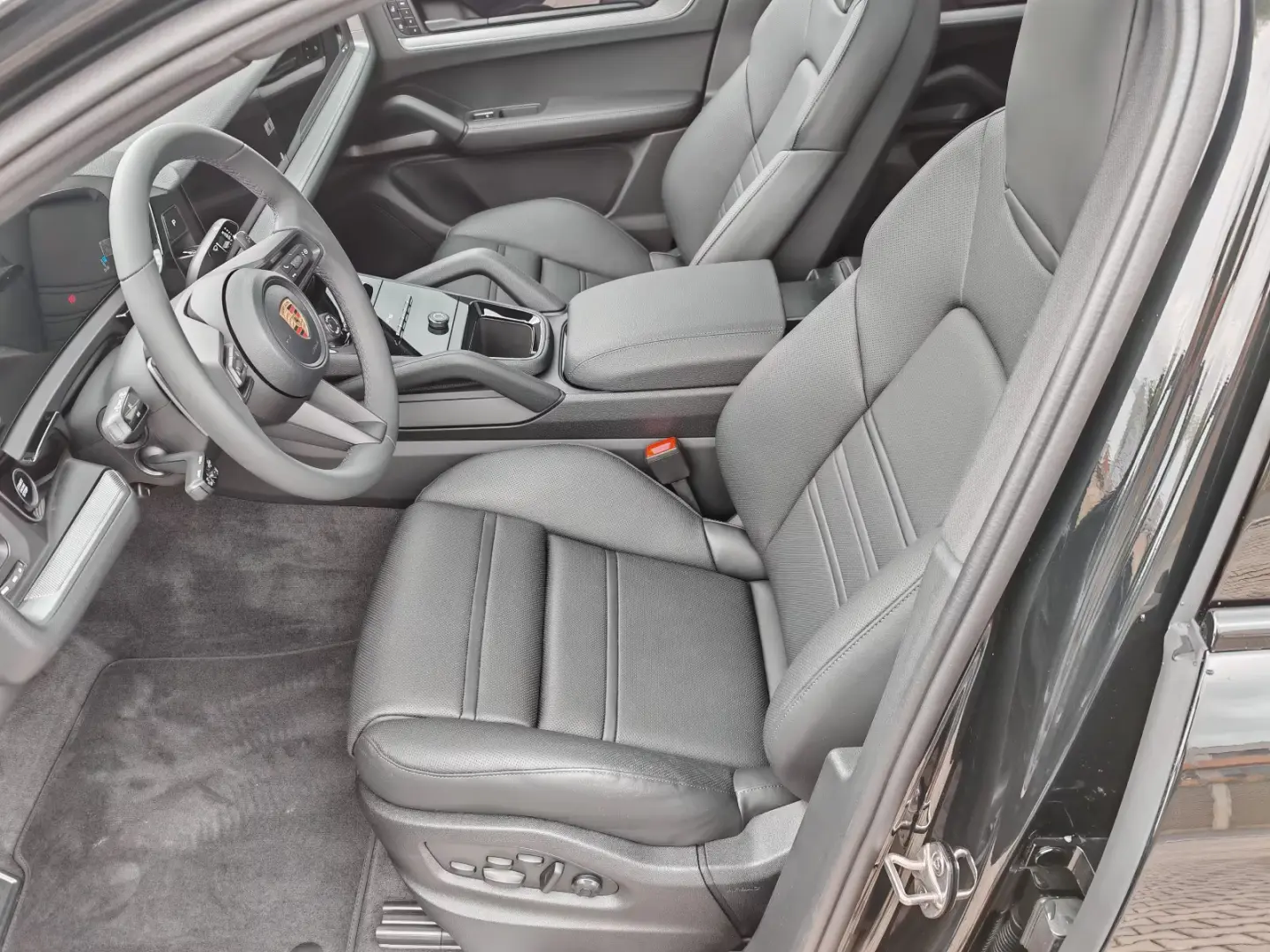 Porsche Cayenne 3.0 V6 Coupe MY2025 - SOFORT