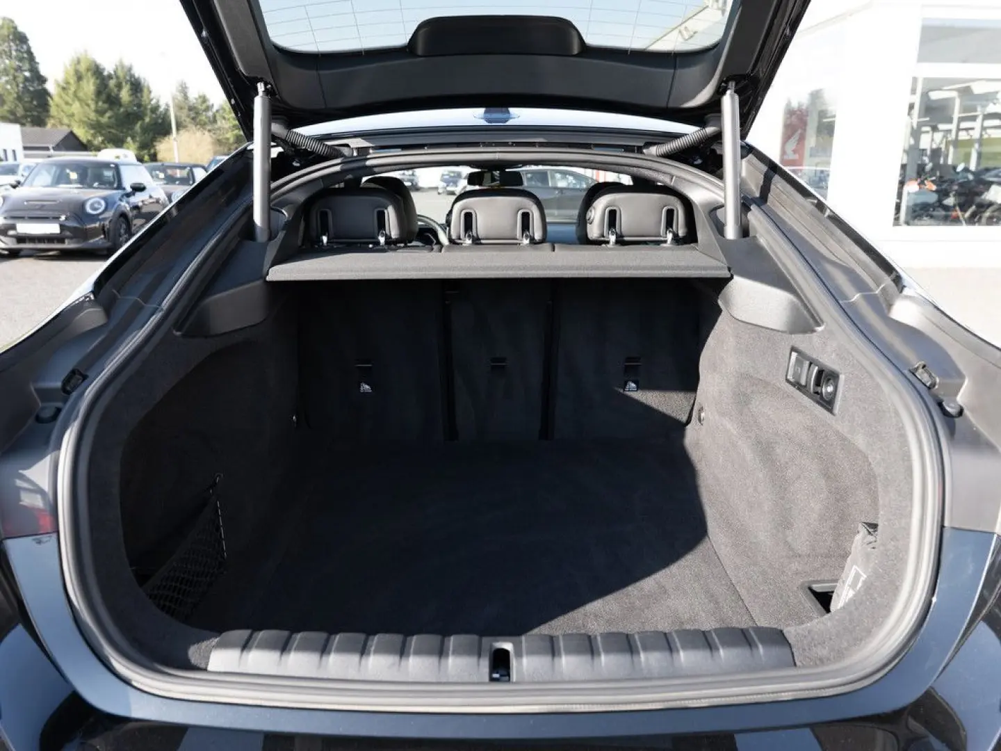 M440i Gran Coupe AHK LED ALUFELGEN 20 ZOLL NAVI