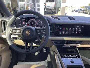 Cayenne S 4.0 V8 BOSE MATRIX PANO ACC HEAD-UP