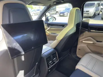Cayenne S 4.0 V8 BOSE MATRIX PANO ACC HEAD-UP