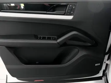 Porsche Cayenne Coupe E-Hybrid InnoDrive Luftfede