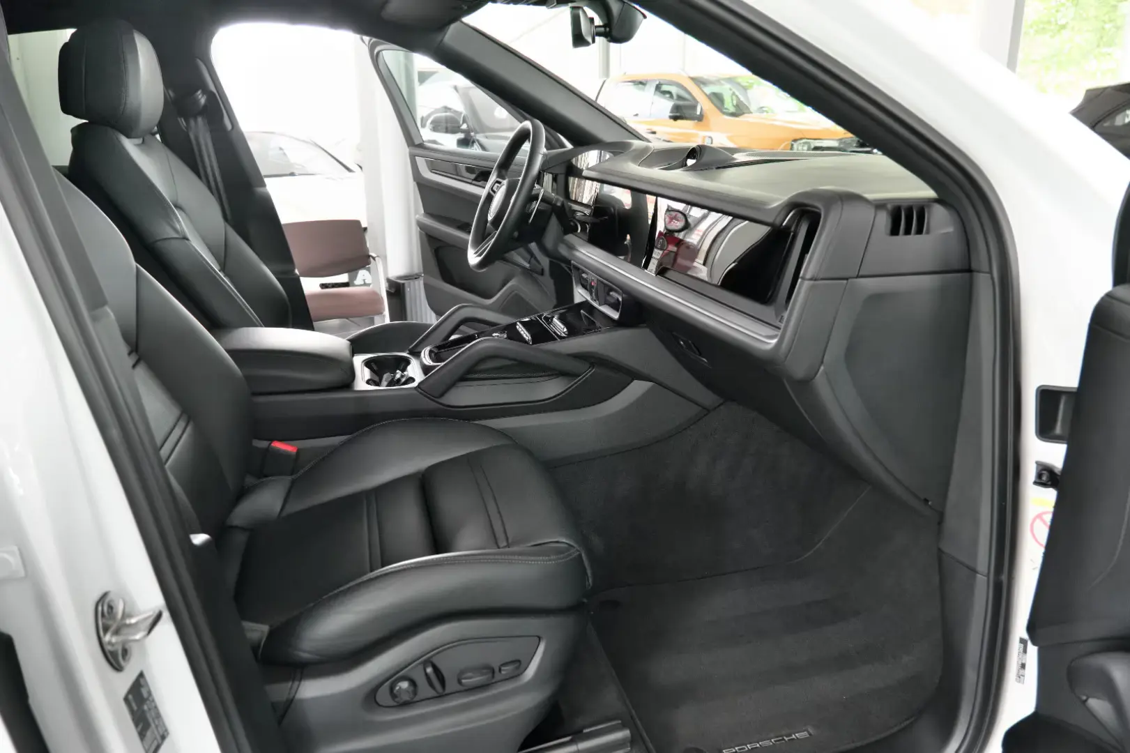 Porsche Cayenne Coupe E-Hybrid InnoDrive Luftfede