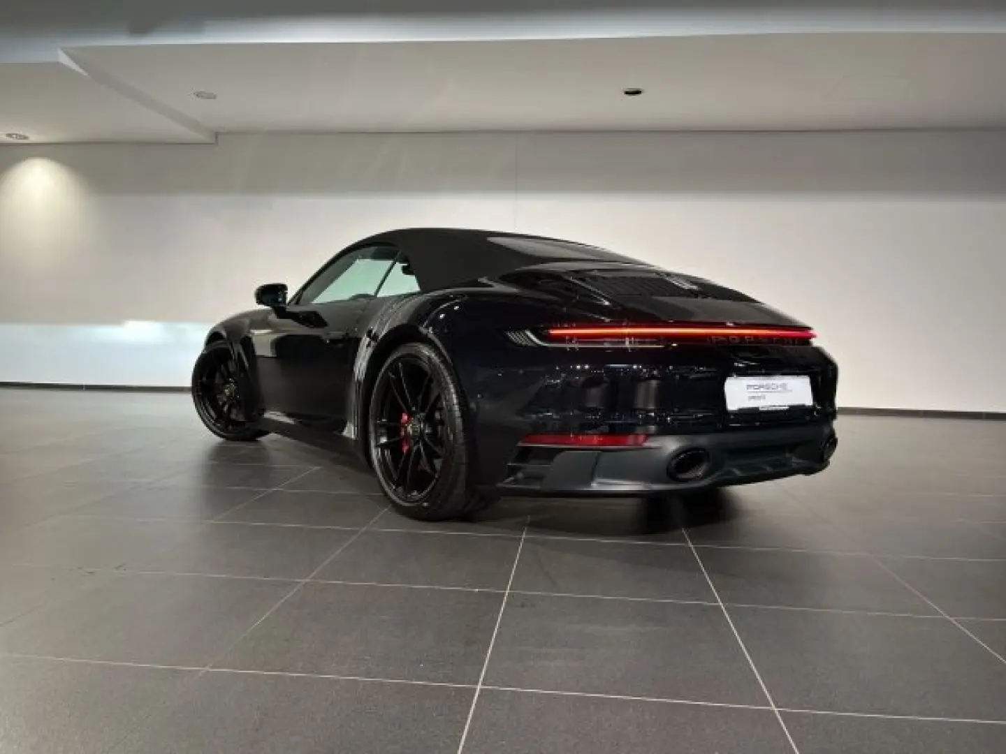 992 911 Carrera 4 GTS Cabrio BOSE Surround View