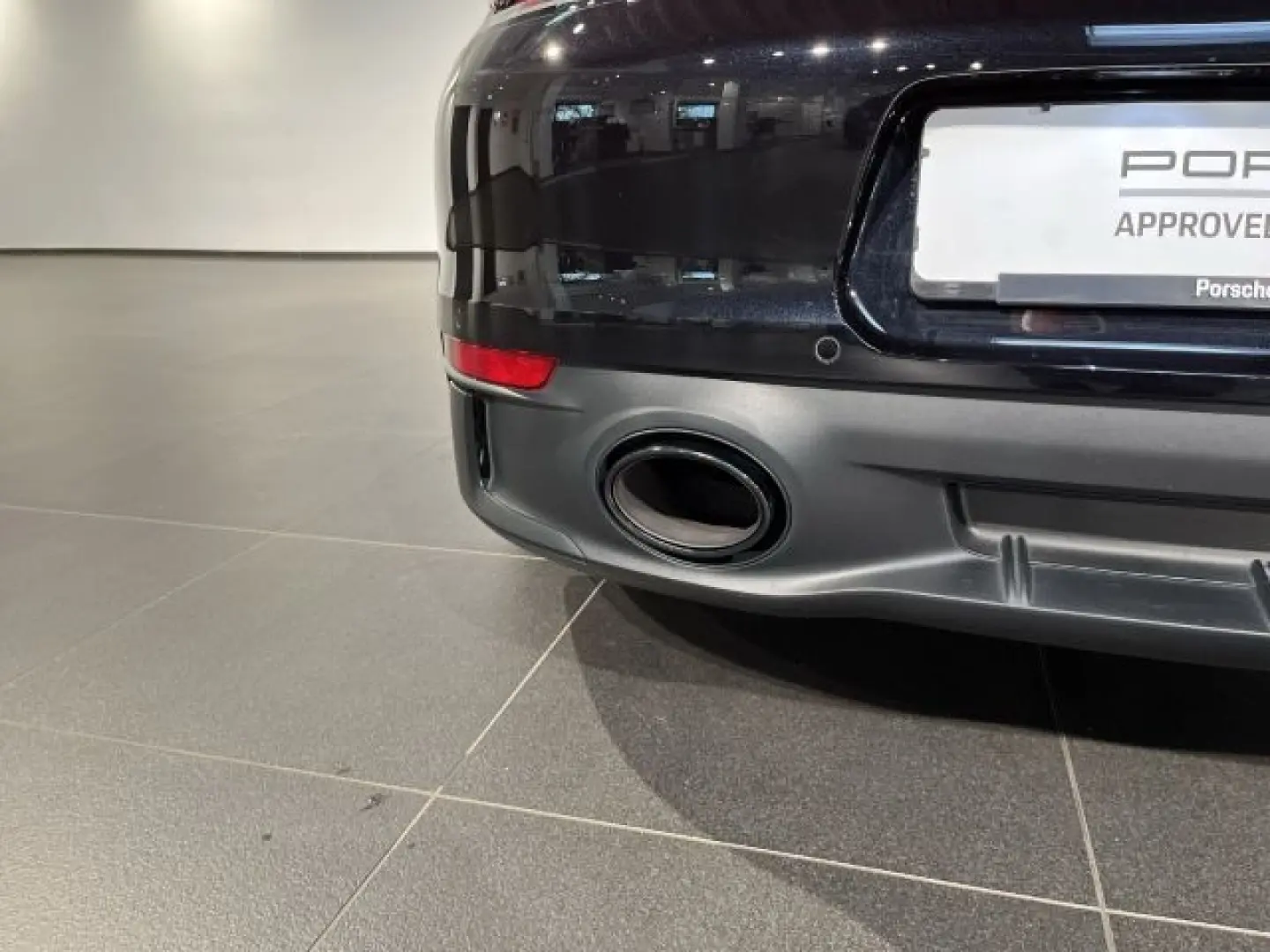 992 911 Carrera 4 GTS Cabrio BOSE Surround View