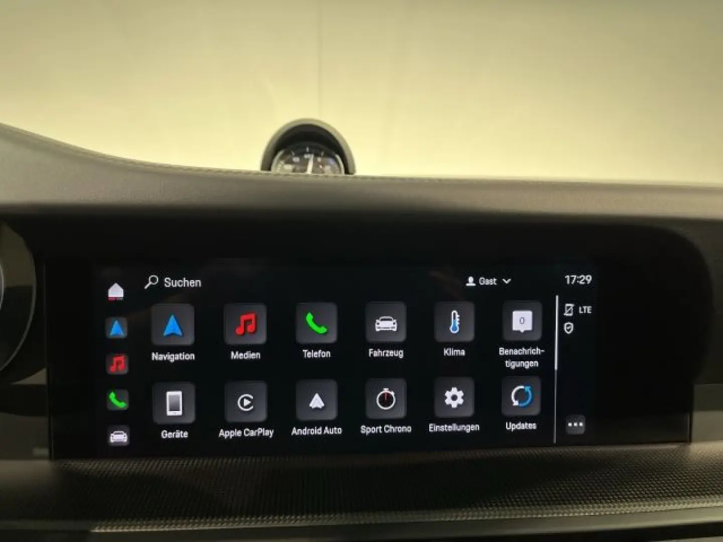 992 911 Carrera 4 GTS Cabrio BOSE Surround View