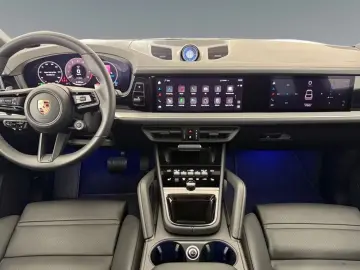 Porsche Cayenne Coupe E-Hybrid*Chrono-Paket*