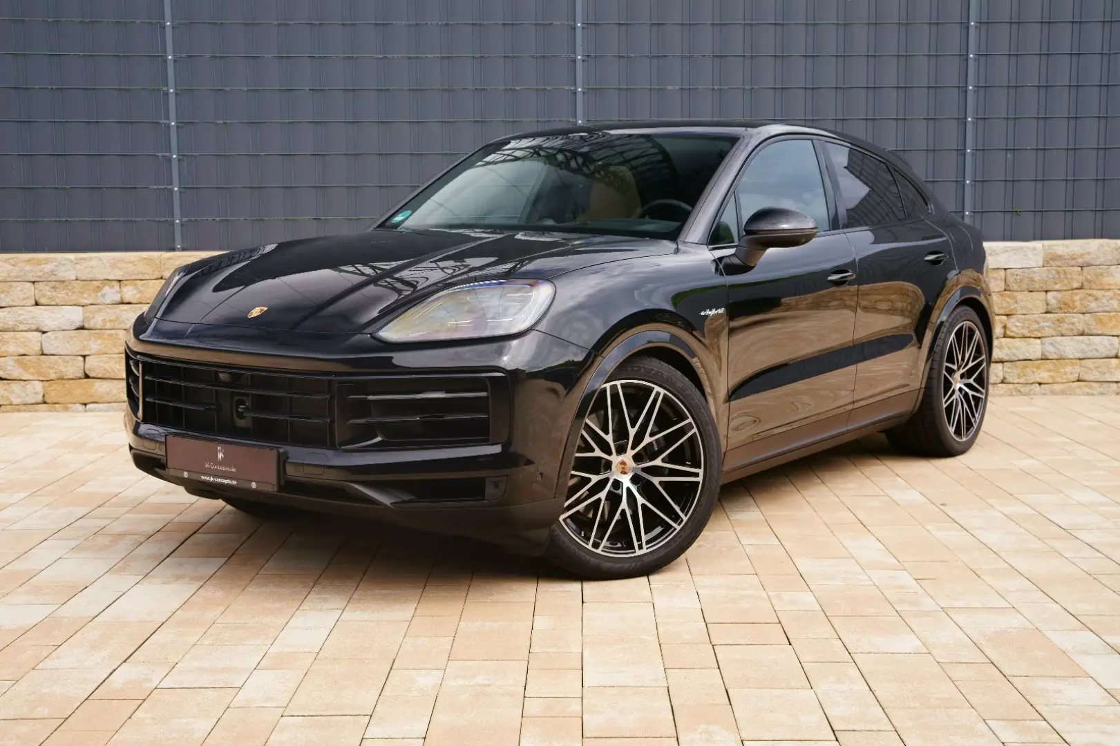 Porsche Cayenne Coupe E-Hybrid *P-DISPLAY