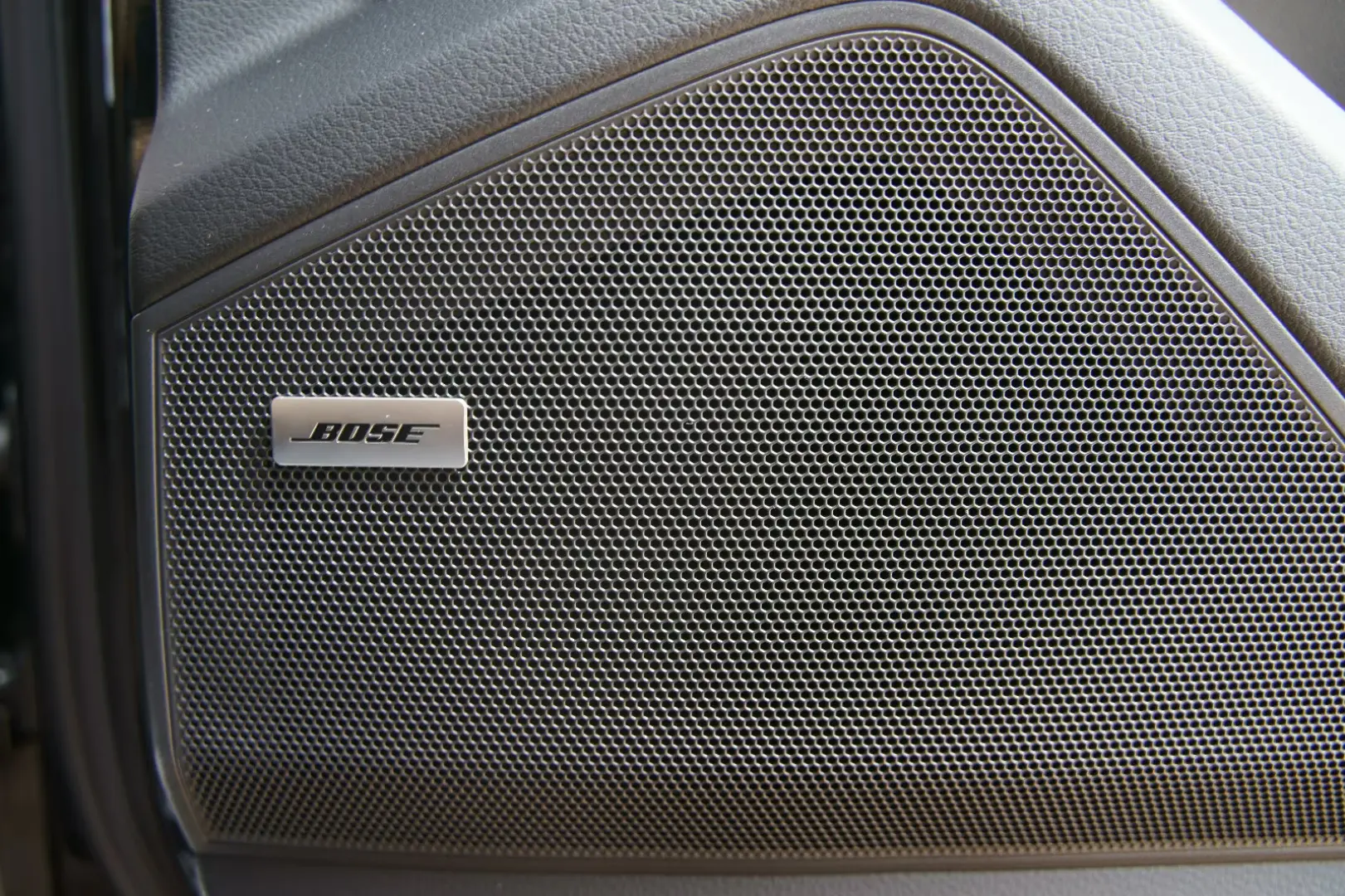 Porsche Cayenne Coupe E-Hybrid *P-DISPLAY