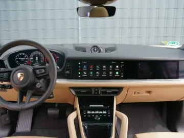 Porsche Cayenne Coupe E-Hybrid *P-DISPLAY