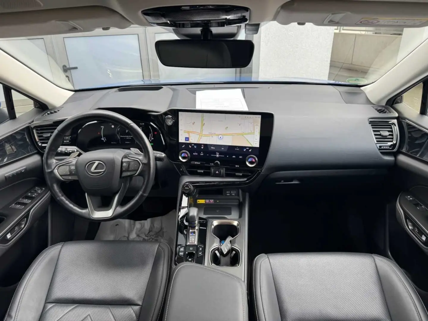 NX450h+ E-Four Executive Line * Interior & Techn