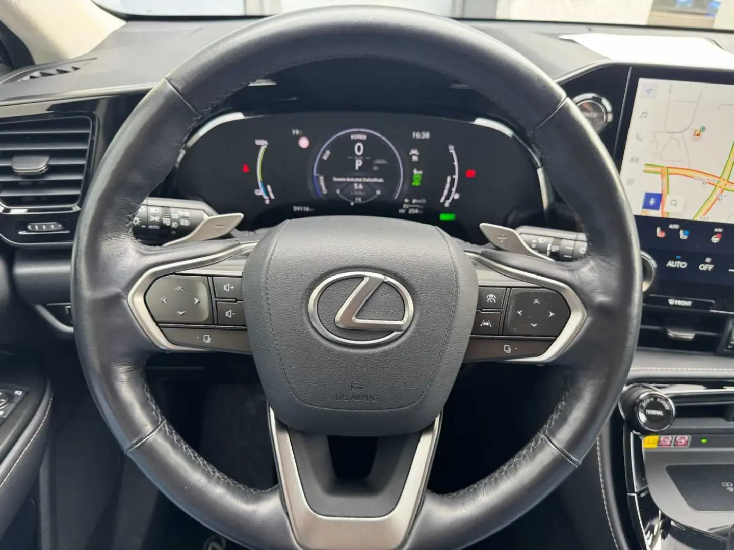 NX450h+ E-Four Executive Line * Interior & Techn