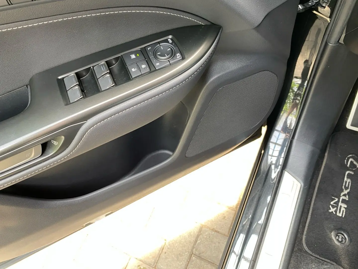 NX 450h+ E-FOUR F SPORT-Paket*360°*HuD*NAVI*SHZ