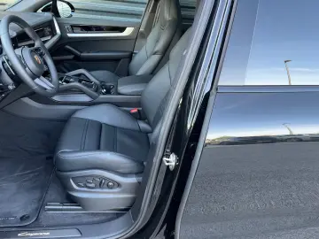 Porsche Cayenne Coupe E-Hybrid LUFT-BOSE-HEAD