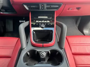 Porsche Cayenne S Coupé /Matrix LED/RED Int/Sport P