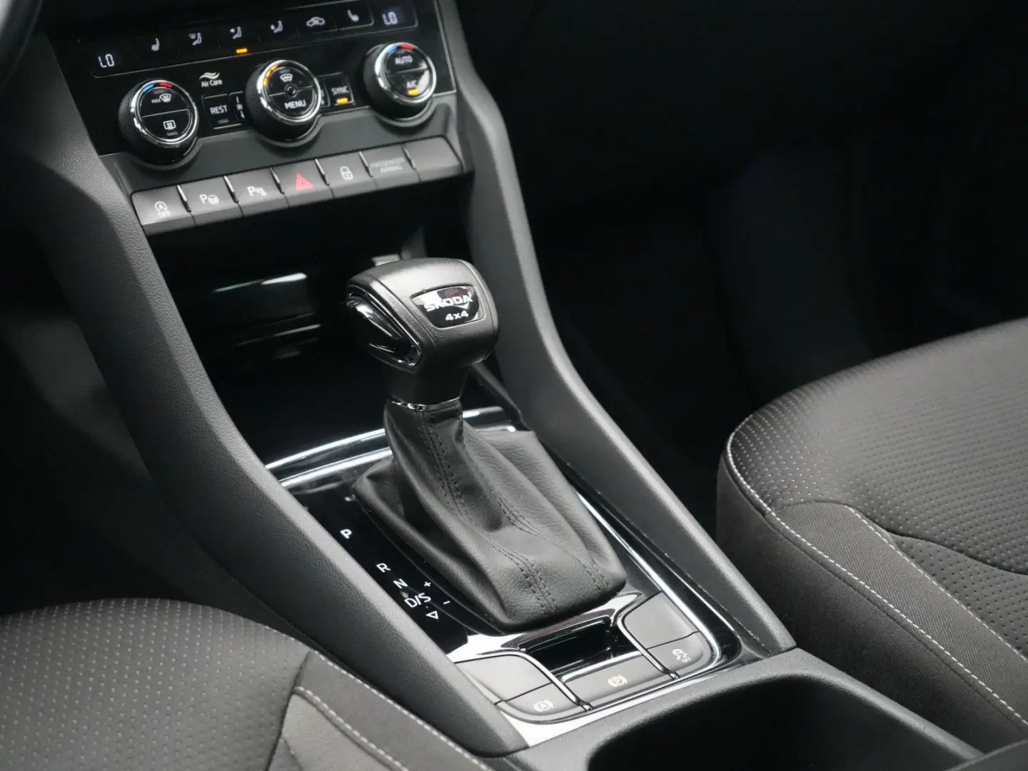Kodiaq Tour 4x4 DSG LED VIRT NAVI LED CARPLAY