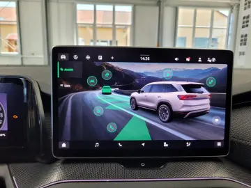 Kodiaq Selection DSG 4x4*AHK*Navi*Matrix*ACC*18