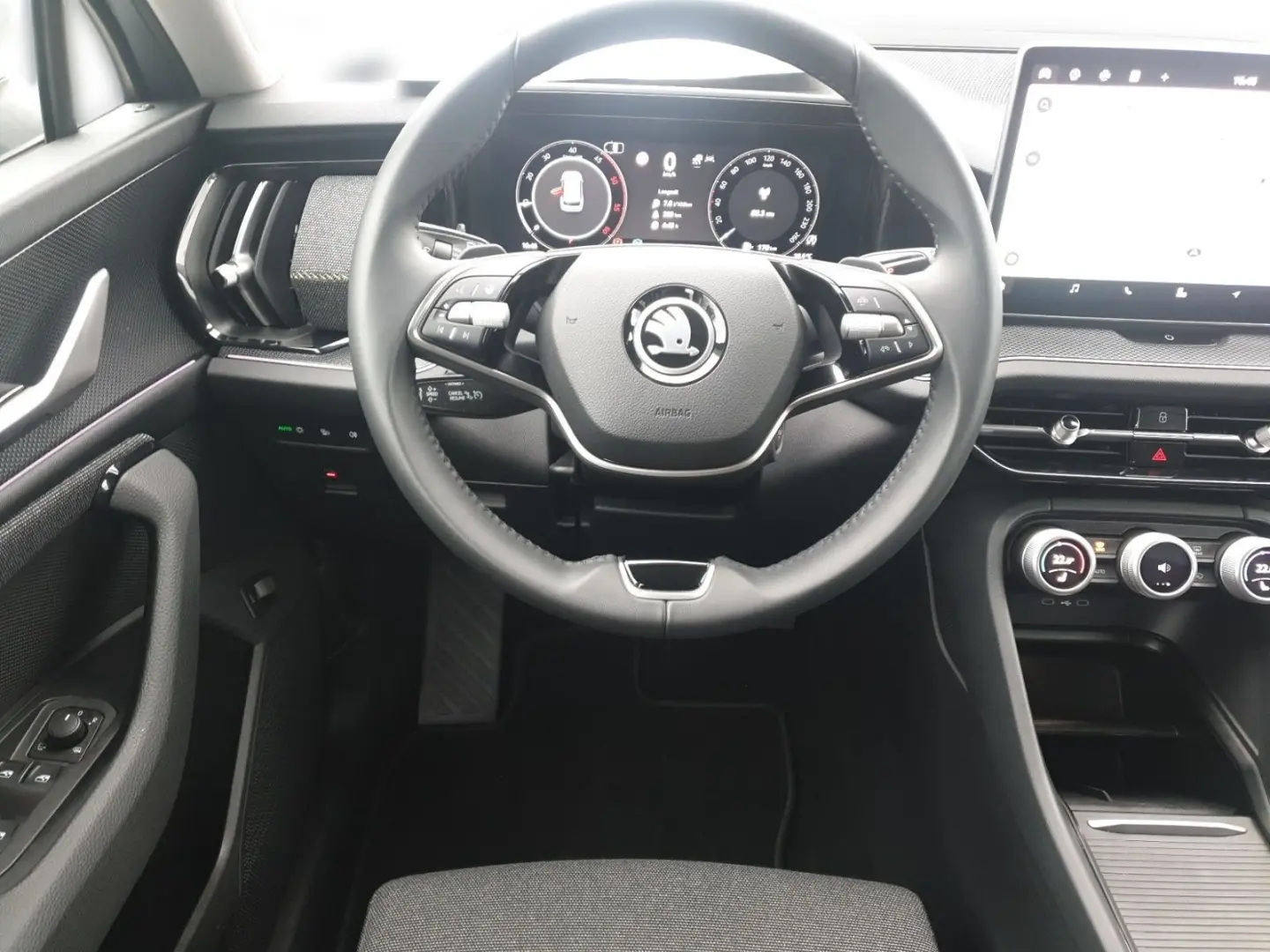 Kodiaq 2.0 TDI DSG 4x4 *AHK *MATRIX *ACC *RKAM *