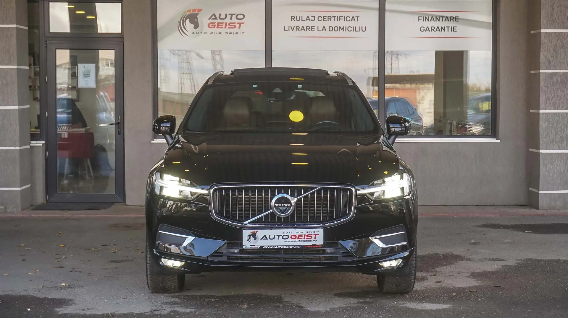 VOLVO XC60 B4 INSCRIPTION