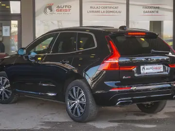VOLVO XC60 B4 INSCRIPTION