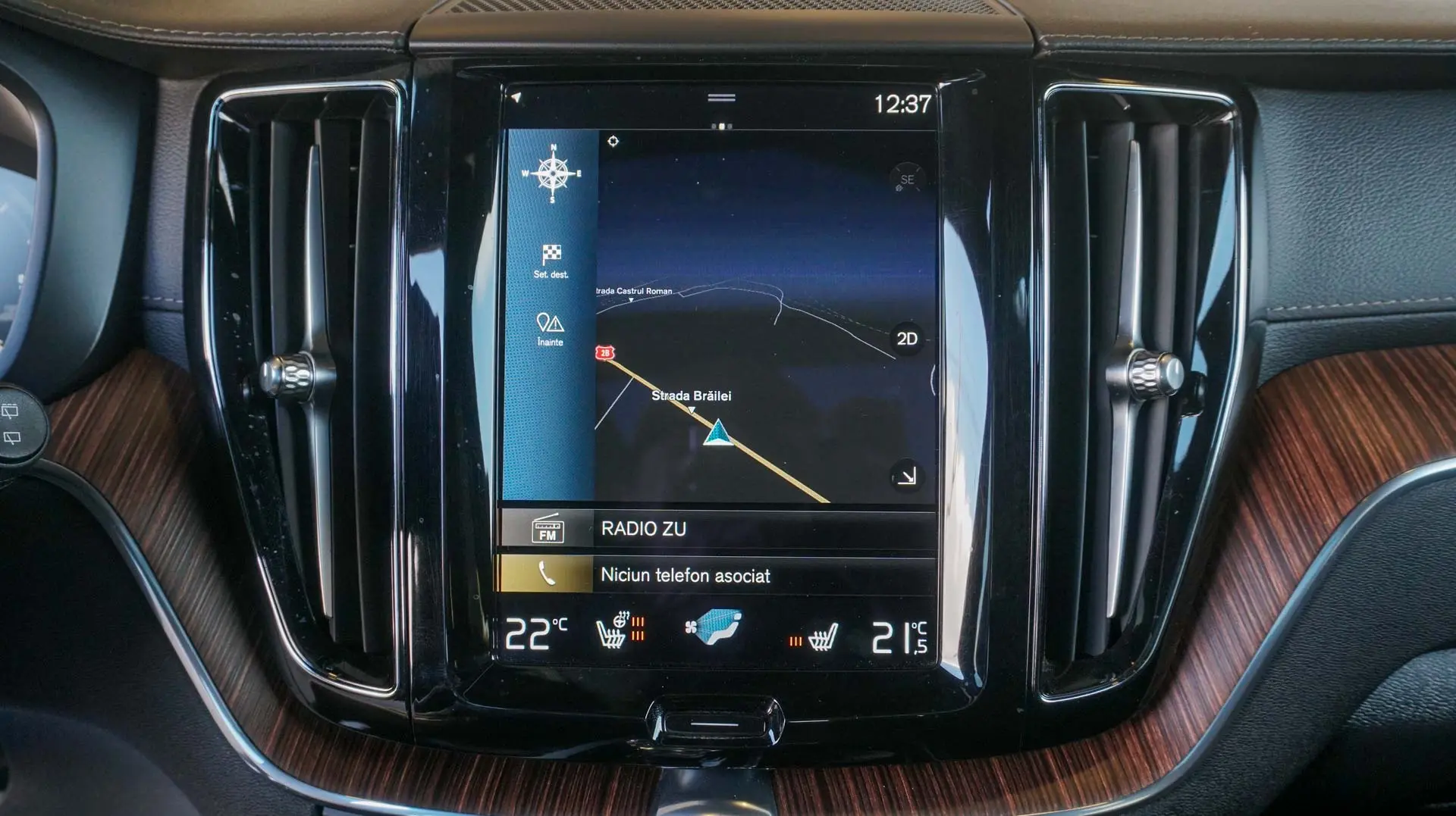 VOLVO XC60 B4 INSCRIPTION