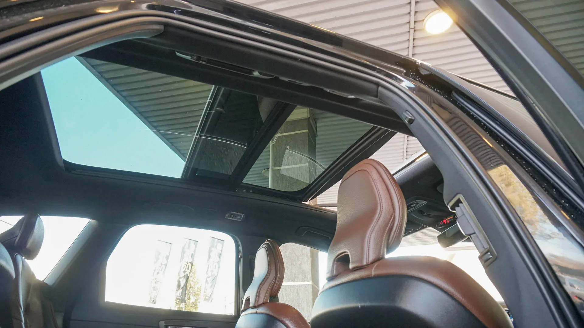 VOLVO XC60 B4 INSCRIPTION
