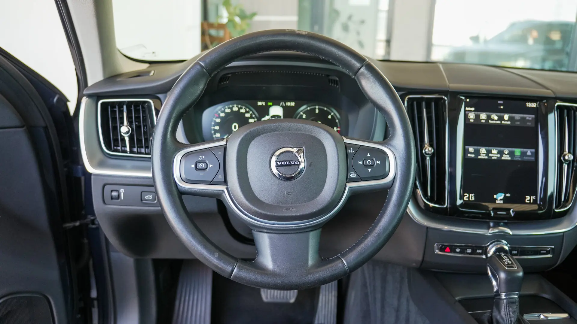 VOLVO XC60 BUSINESS EXECUTIVE