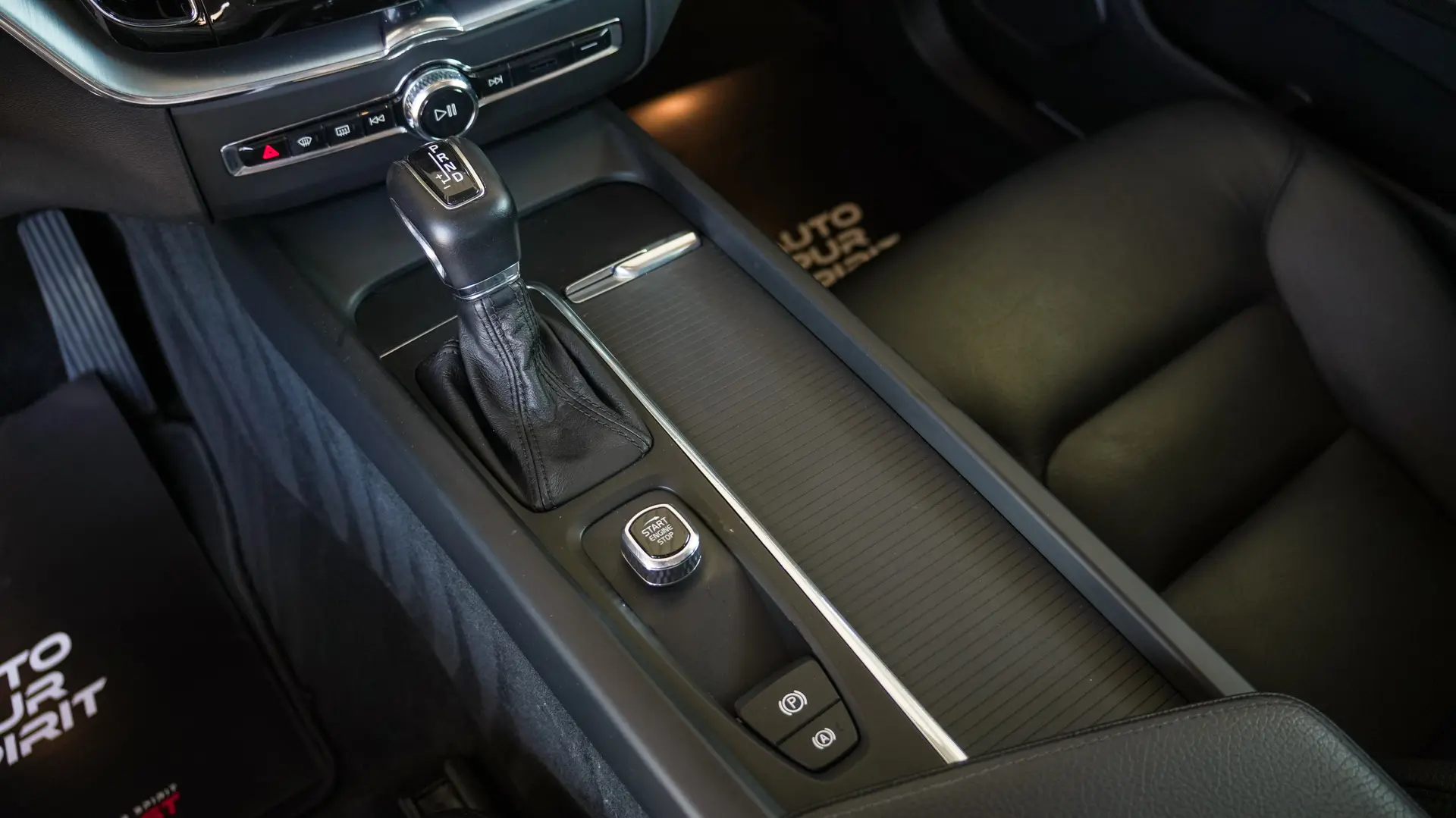 VOLVO XC60 BUSINESS EXECUTIVE