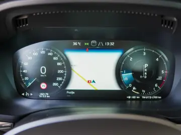 VOLVO XC60 BUSINESS EXECUTIVE