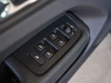 VOLVO XC60 BUSINESS EXECUTIVE