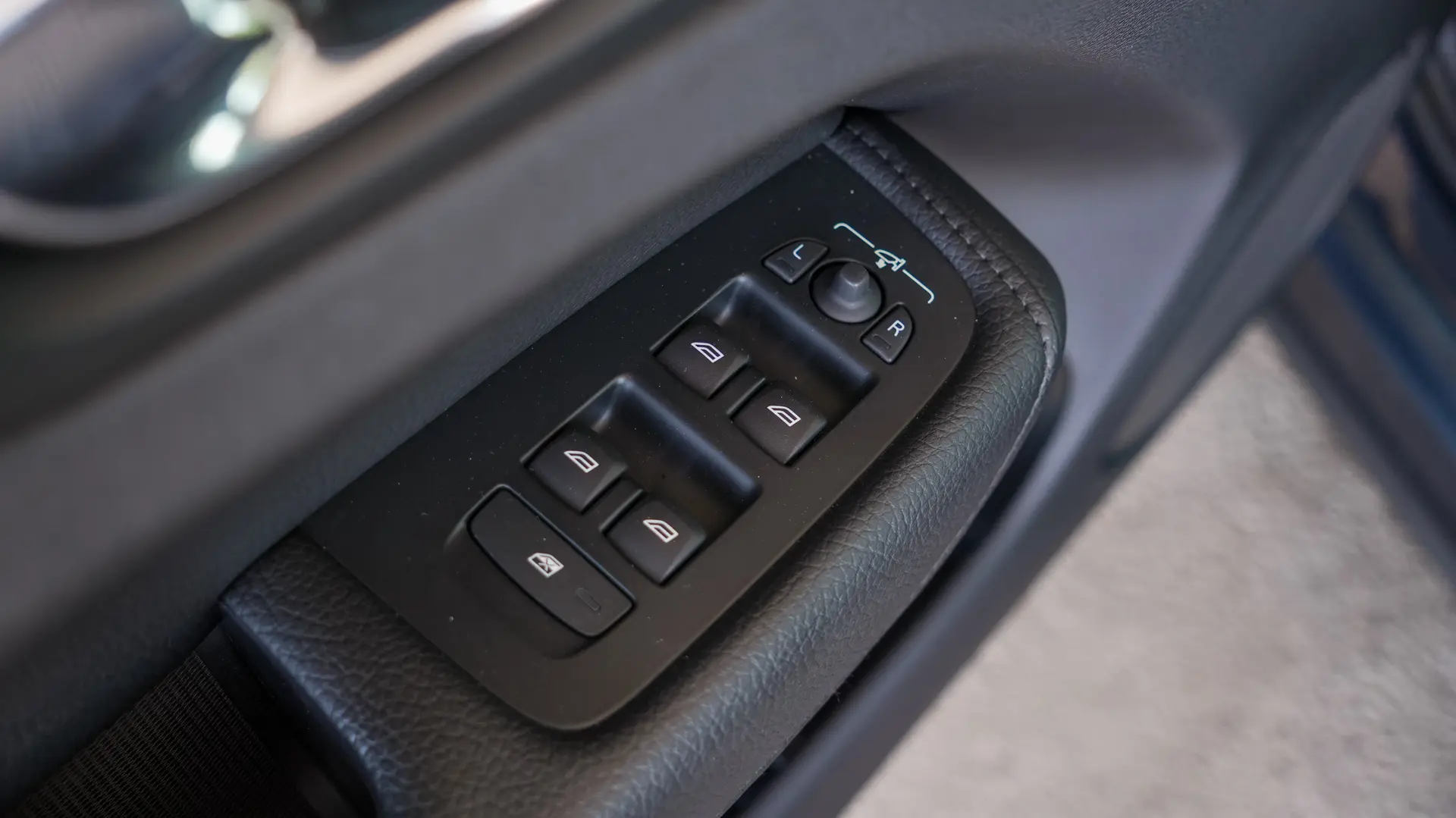 VOLVO XC60 BUSINESS EXECUTIVE