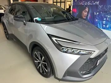 C-HR Hybrid FWD Team Deutschland