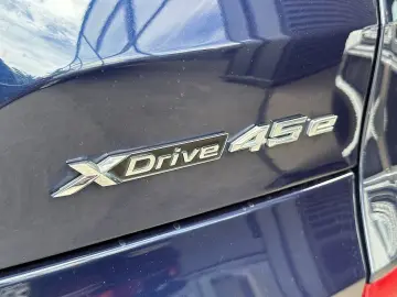 X5 xDrive45e PHEV M-Paket Aut. / Luft / Pano ...