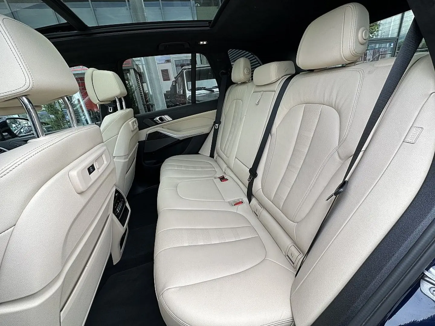 X5 xDrive45e PHEV M-Paket Aut. / Luft / Pano ...