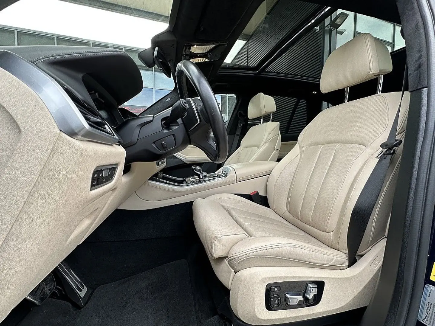 X5 xDrive45e PHEV M-Paket Aut. / Luft / Pano ...