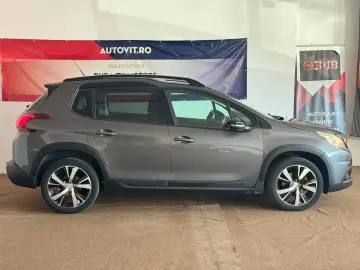 PEUGEOT 2008 GT Line 1.2 Turbo Automat