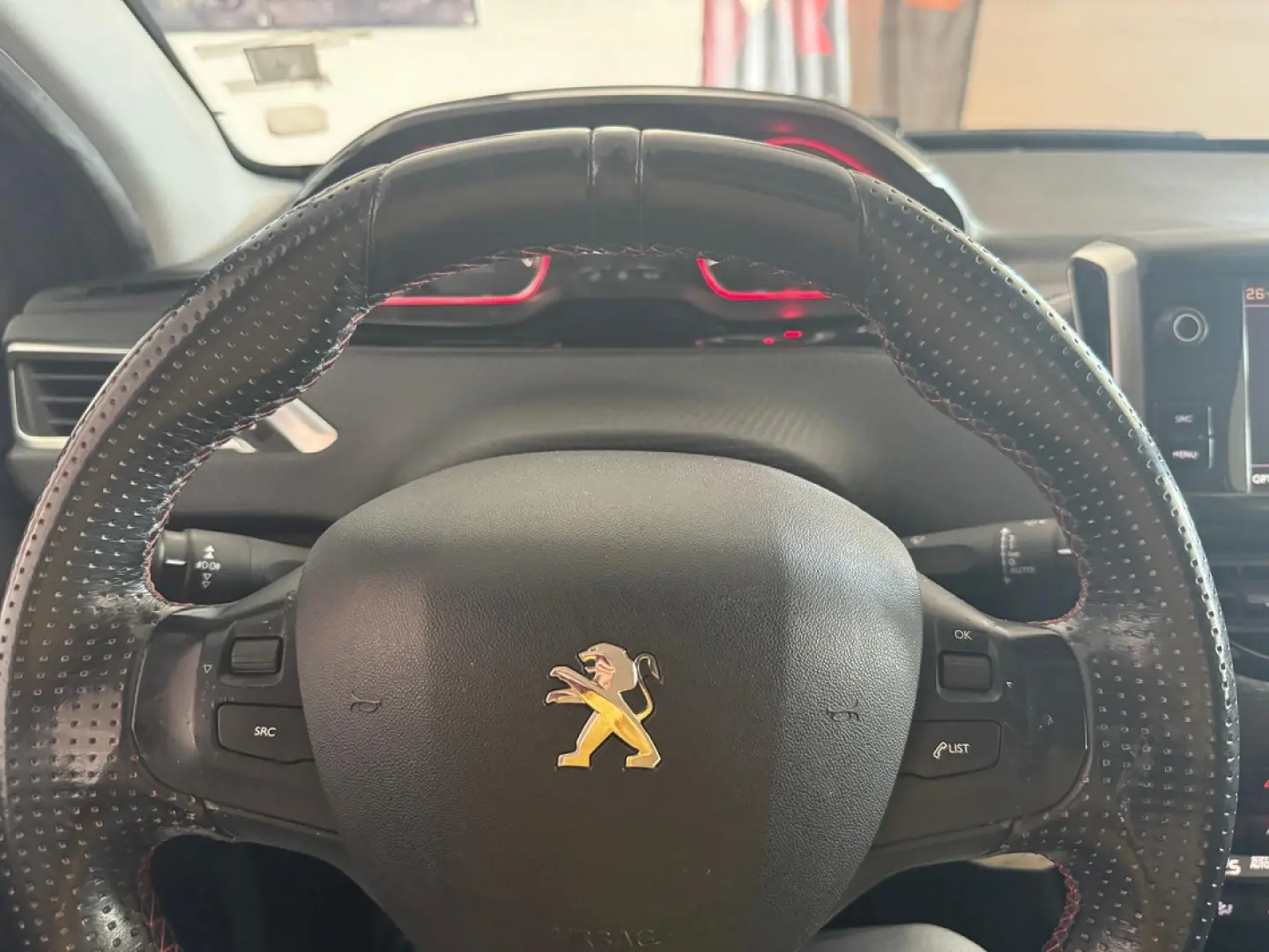 PEUGEOT 2008 GT Line 1.2 Turbo Automat
