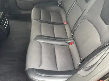 TESLA Model S 75d