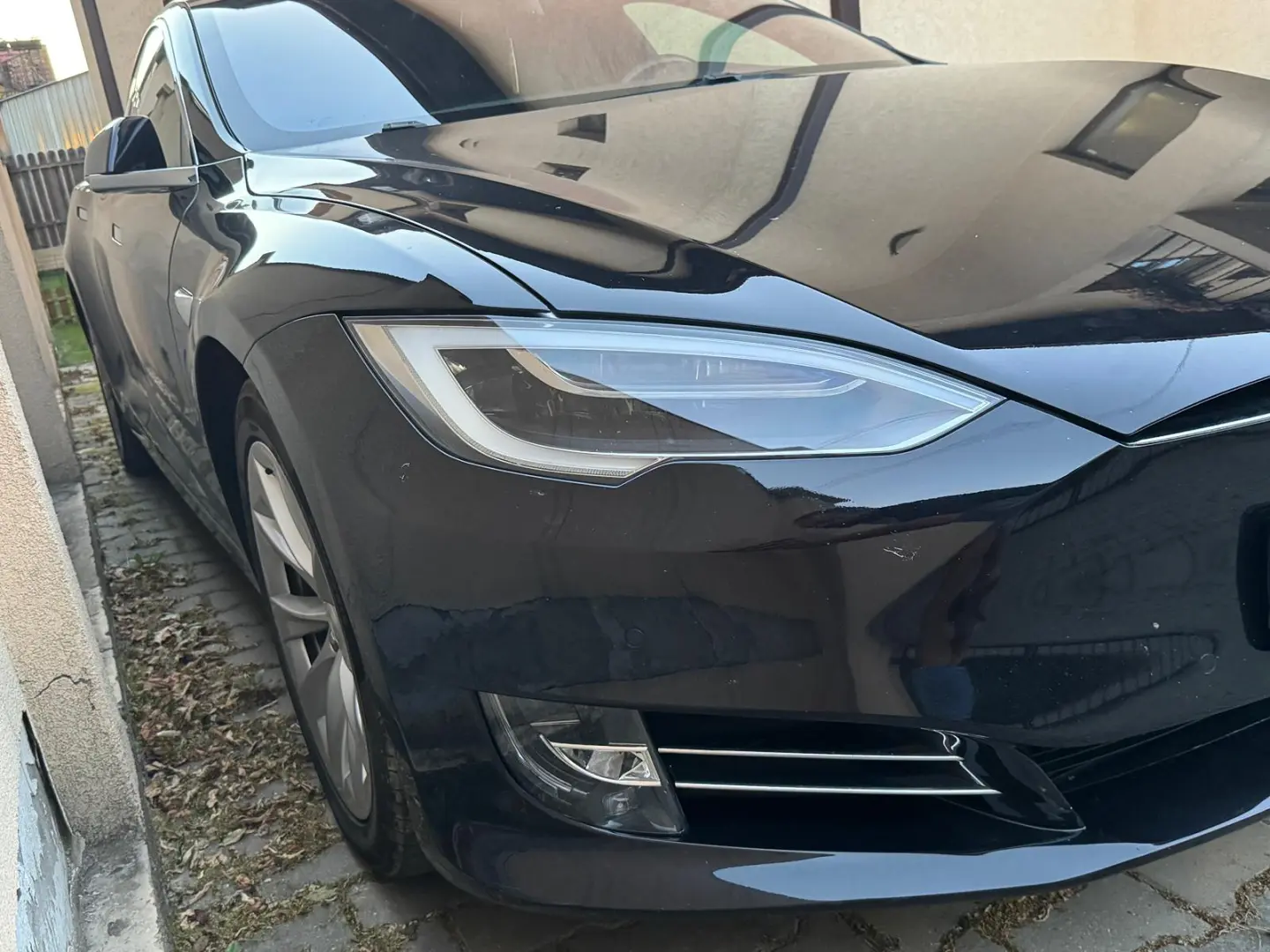 TESLA Model S 75d