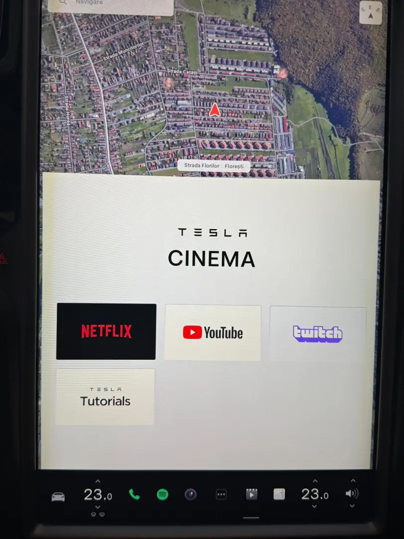 TESLA Model S 75d